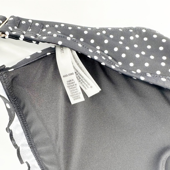 NWT Victoria's Secret Swim Capri Ruffle Bikini Top Removable Push Up 40D - Picture 4 of 7